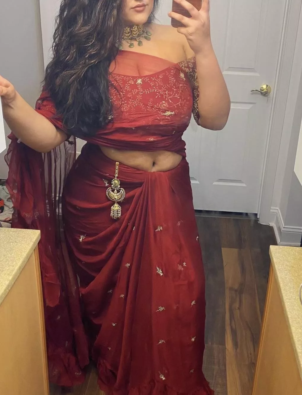 I heard you got a thing for belly button? 😮‍💨 posted by Punjelxo