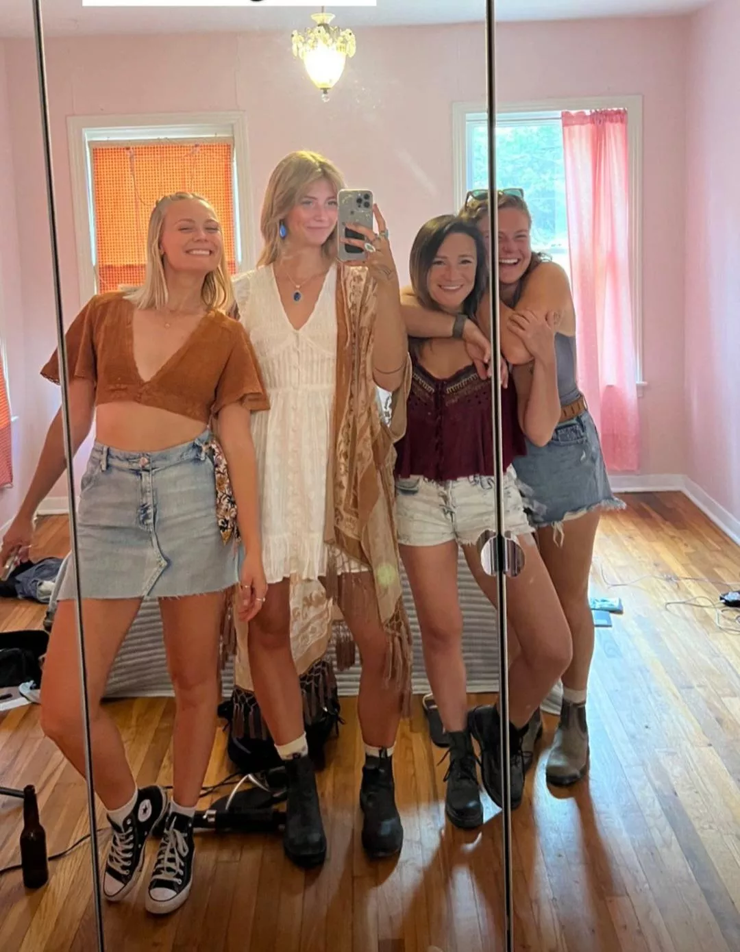 IUTR. Outdoor concert, here we goo 😎! posted by Hot-Cartoonist9988