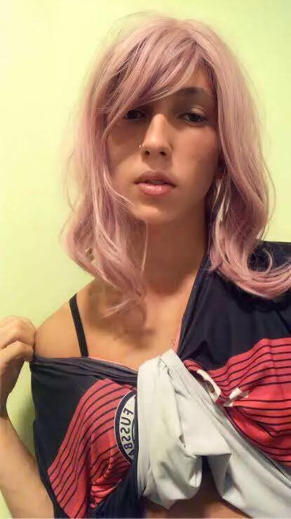 just need my wig and a large shirt ☺️ posted by mias1lva