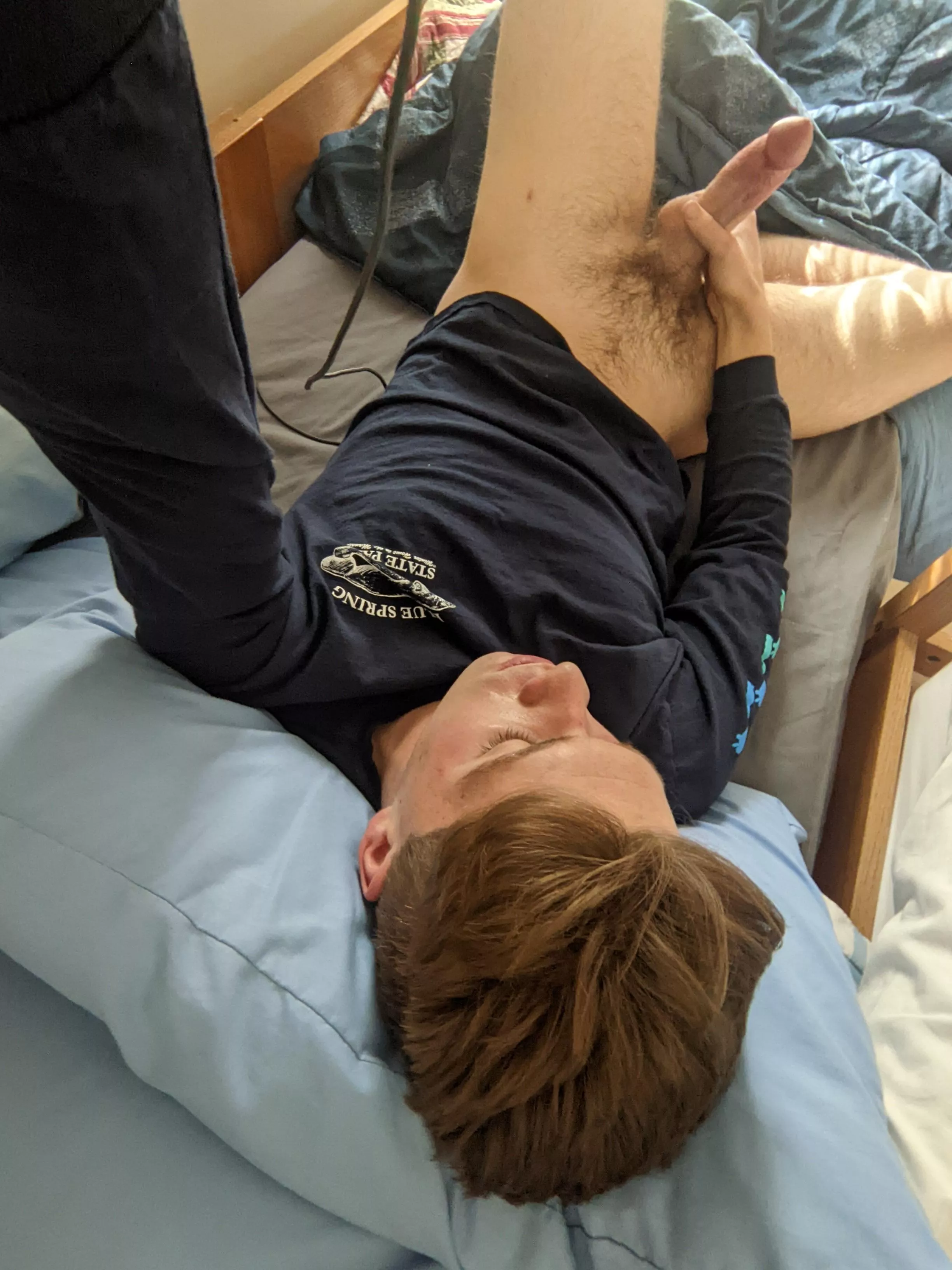 Not sure if I need a cute boy or a sexy daddy... Help me decide;) yuman350 posted by yumann35