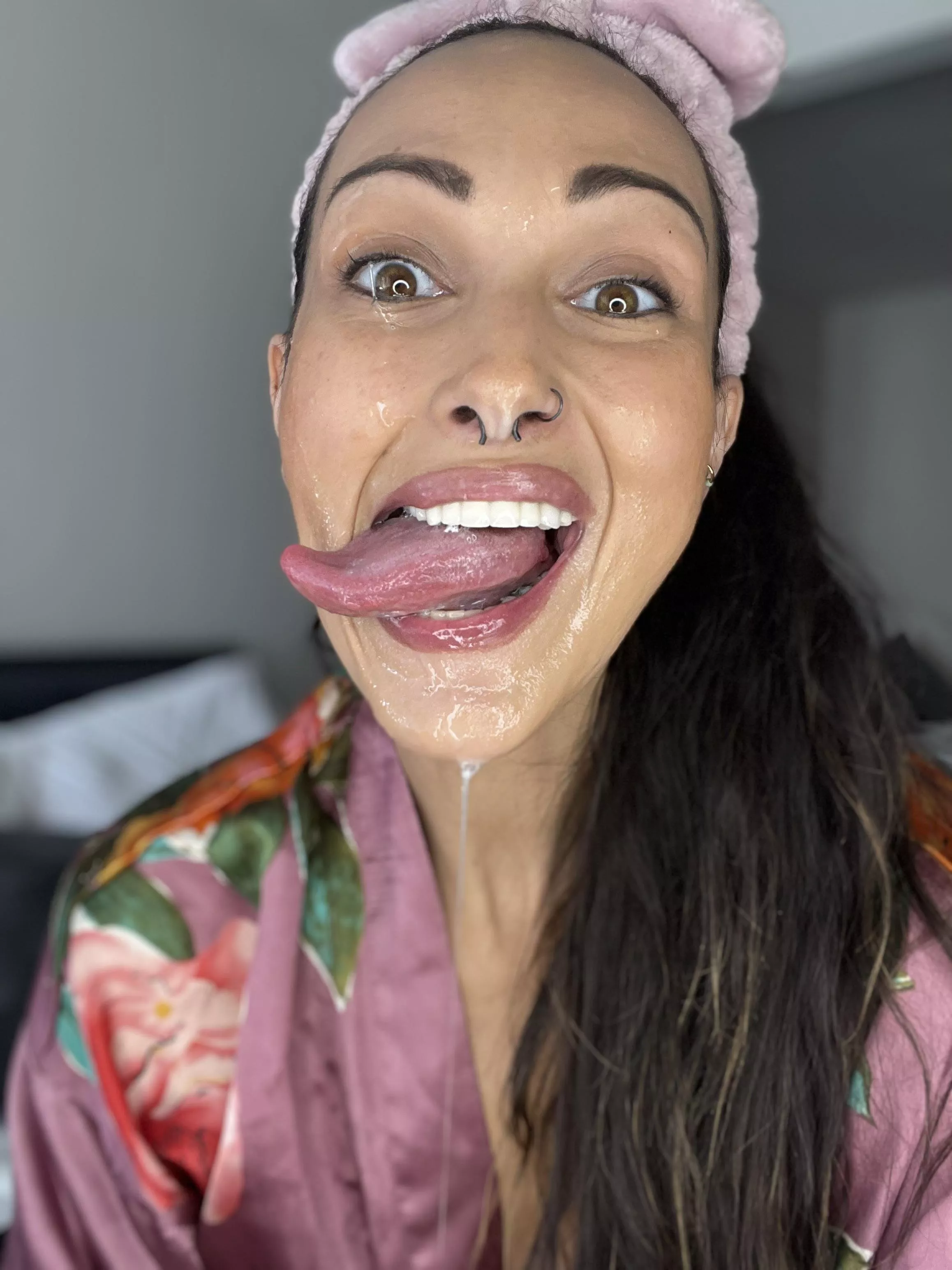 [OC] - Starting the day with some drools for you posted by XQueenofEgyptx