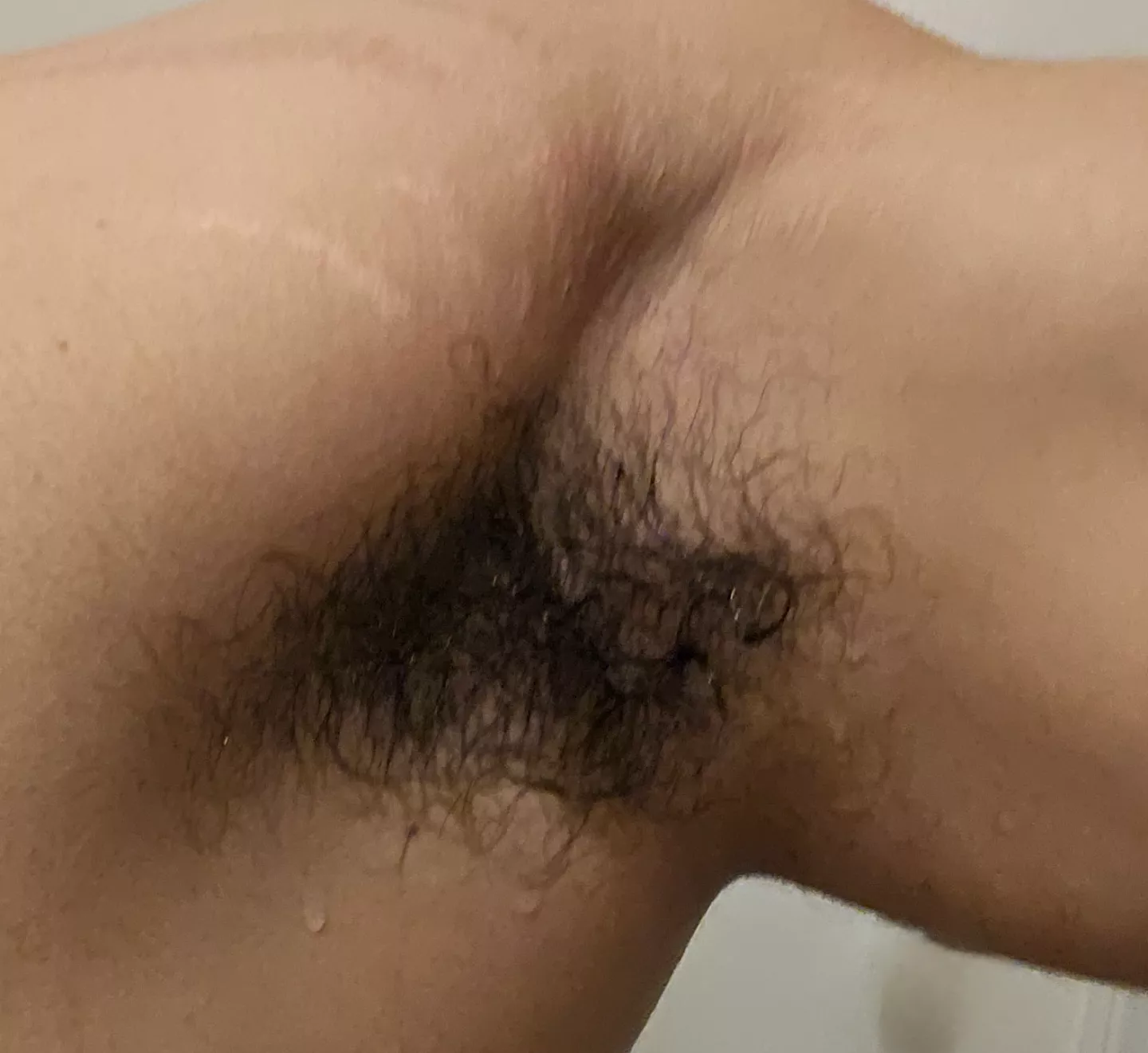 One of my friend told me, you should trim while I'm flexing at the gym. Whatcha thik guys? posted by DistinctBass1284