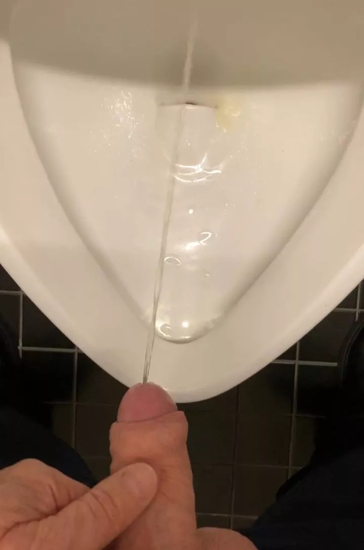 Pissoir posted by Ludrouge641