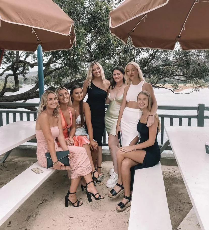 Ranks these smiling Aussie’s posted by thataverageguymatt