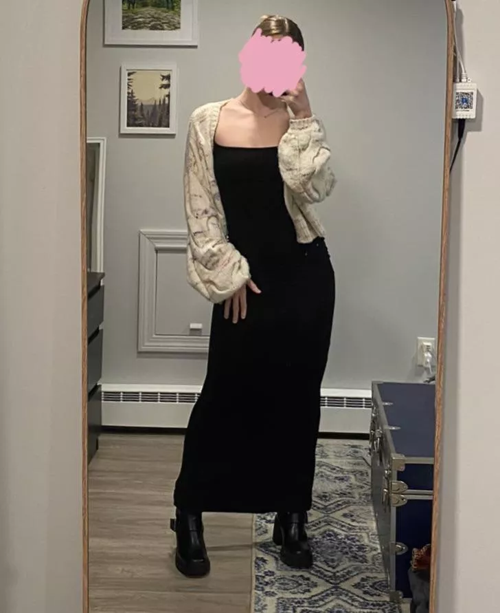 She cute 😜💞 [f] posted by hornyhamburglar