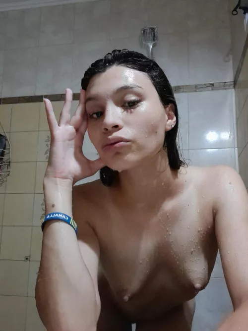 Should we stare on each other or we'll fuck while water is on? by dRanksomehaterade1U