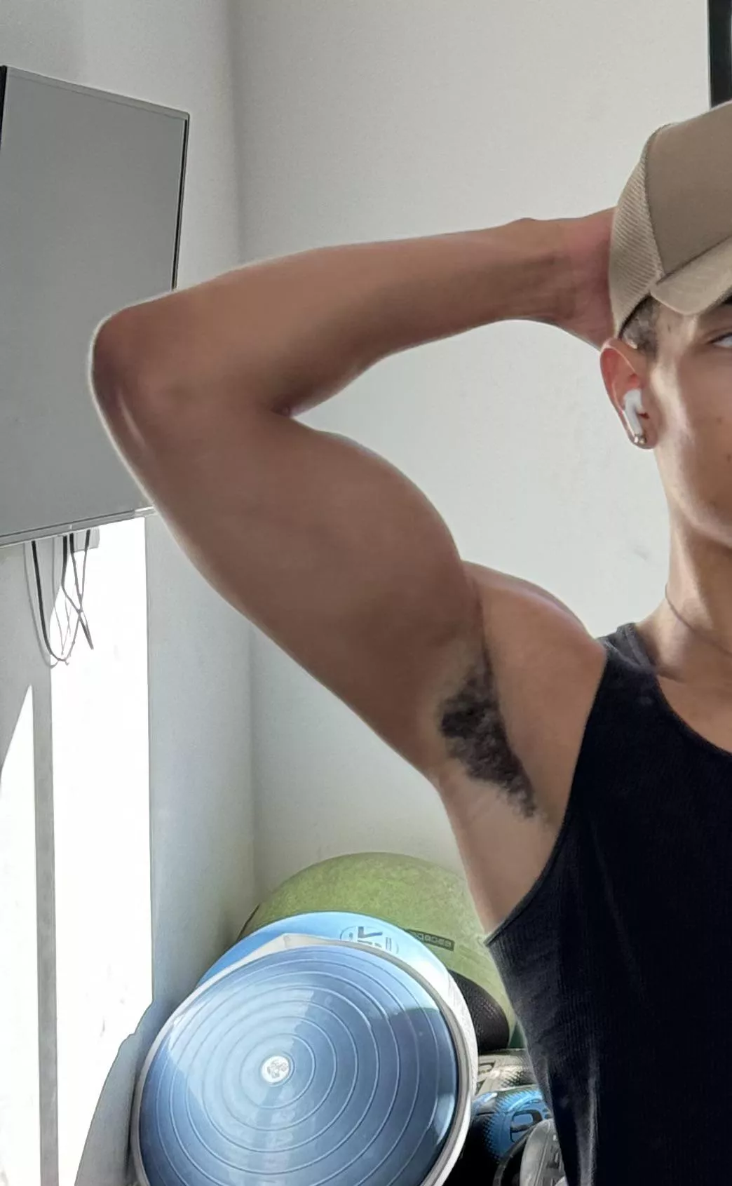 Sniff or lick? posted by Which_Cucumber2448