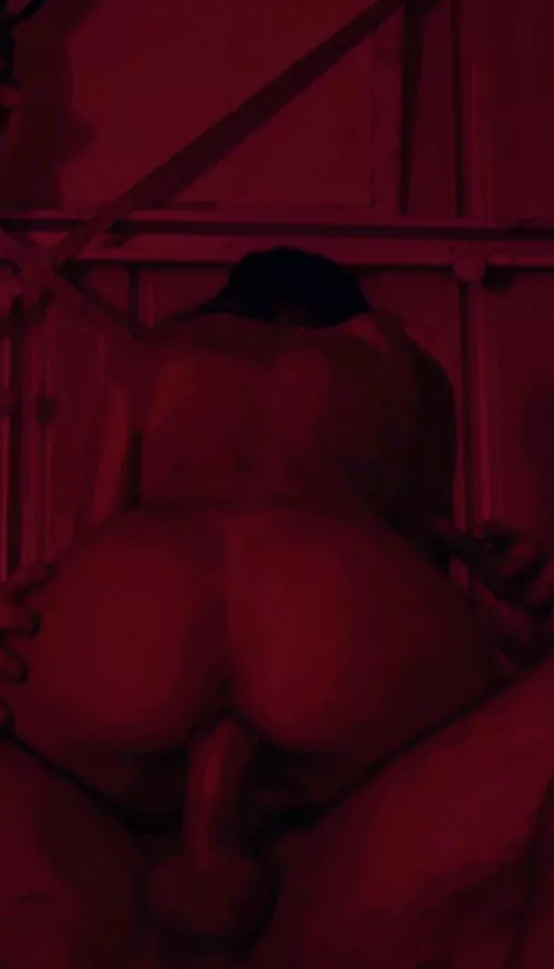 Watch me grip and ride like a cowgirl 💦 by Lil420Bratt