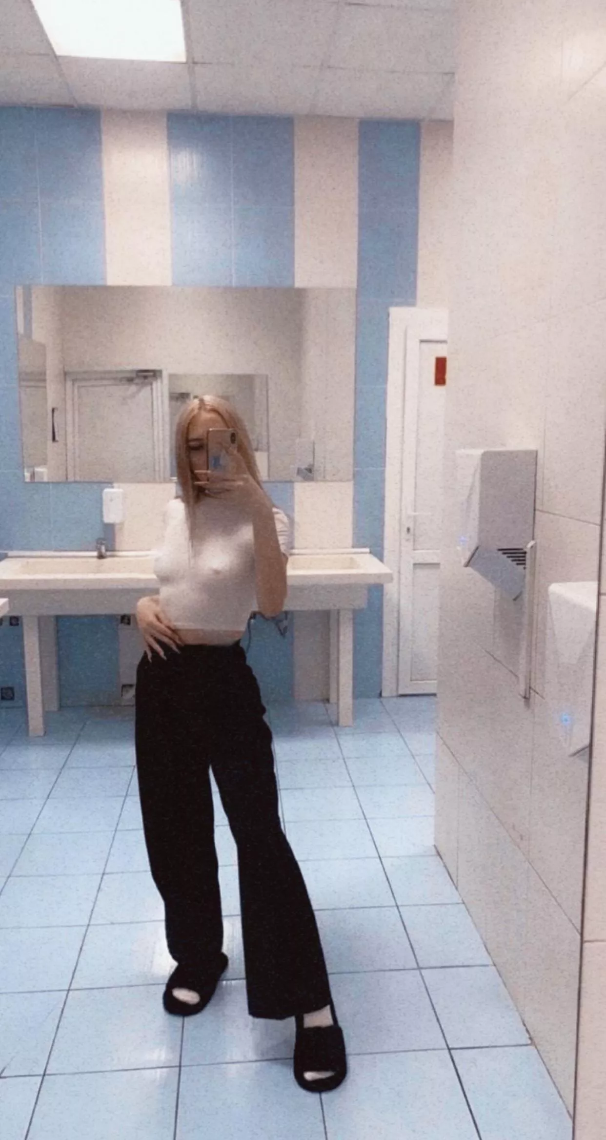 What would you do if you see me like this ? posted by larasweeti