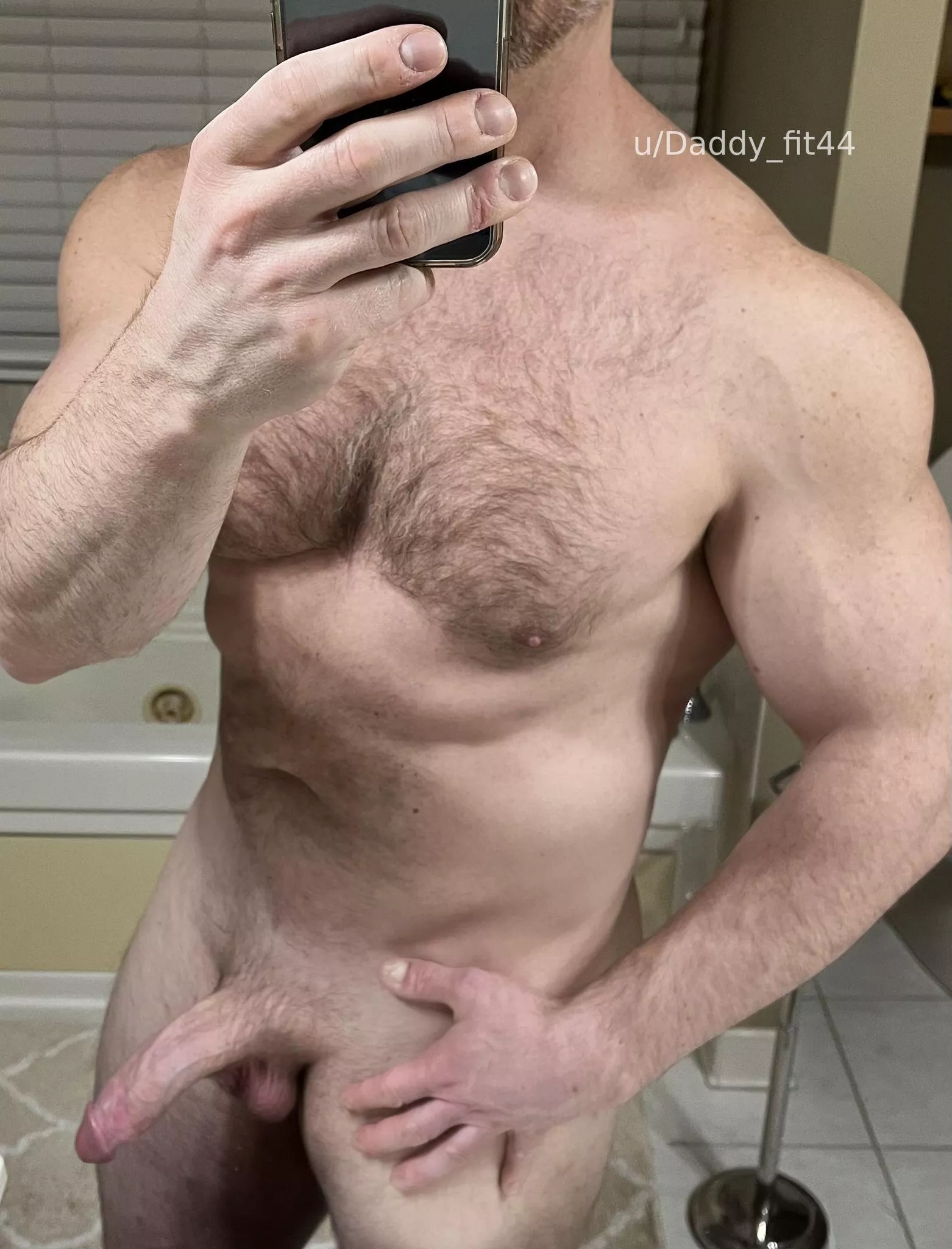 (45) Its cold out, let me warm you up. posted by Daddy_fit44