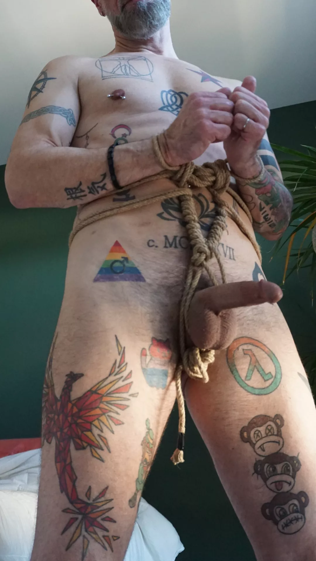 Created a new tie for men posted by gayhubby