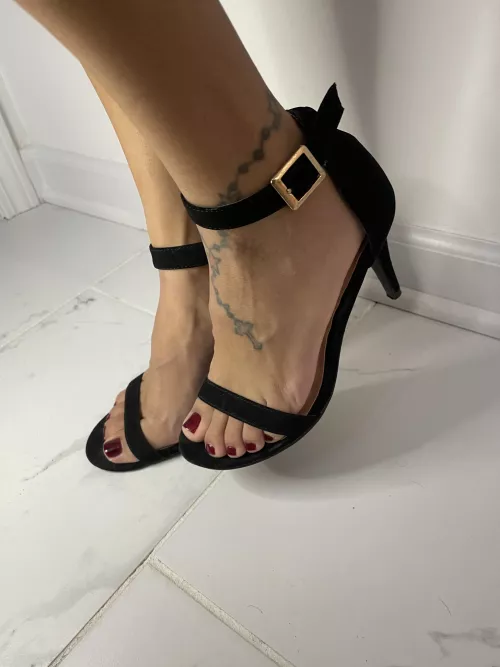 Cute enough? by anonymous330333