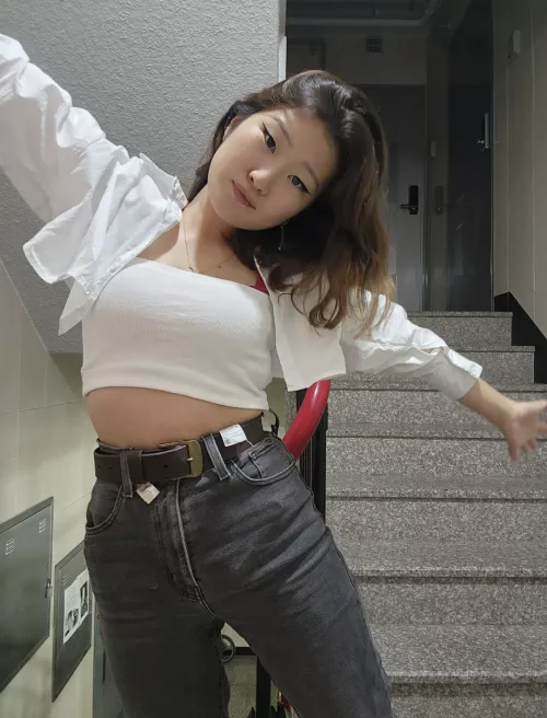 Do I look gorgeous today? by Emi1on