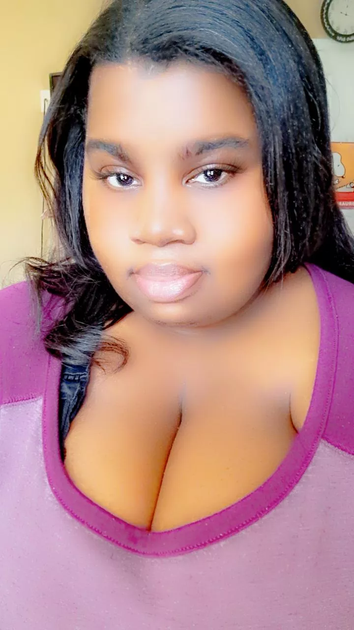 Happy Thursday posted by Tiny012