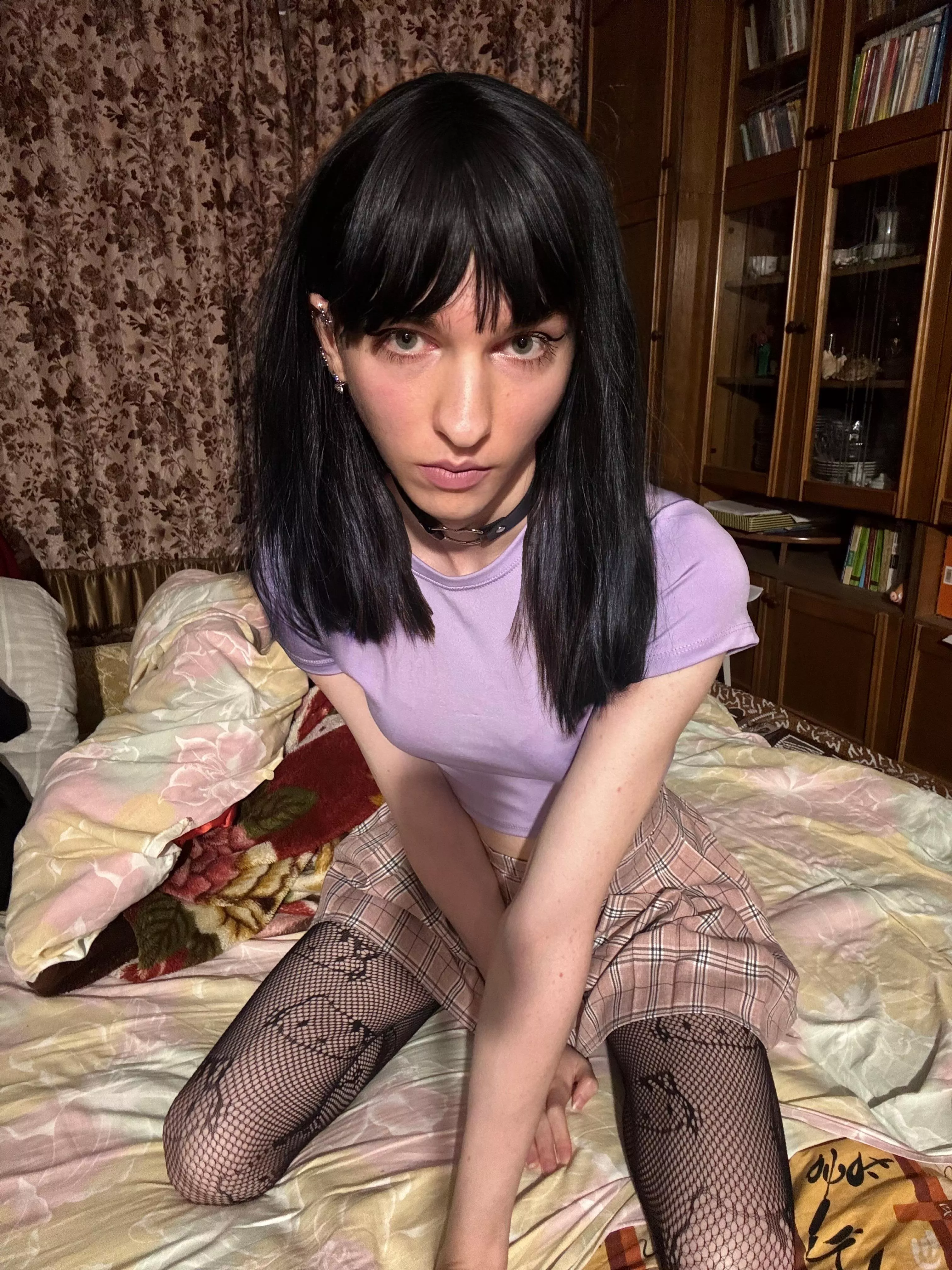 Hi 💜 posted by vermillion_19