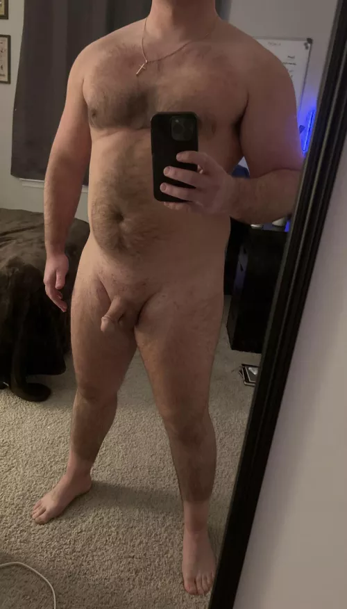 Honest rate? Working on being more comfortable in my own skin. (M) 25 by Girthy_Guido
