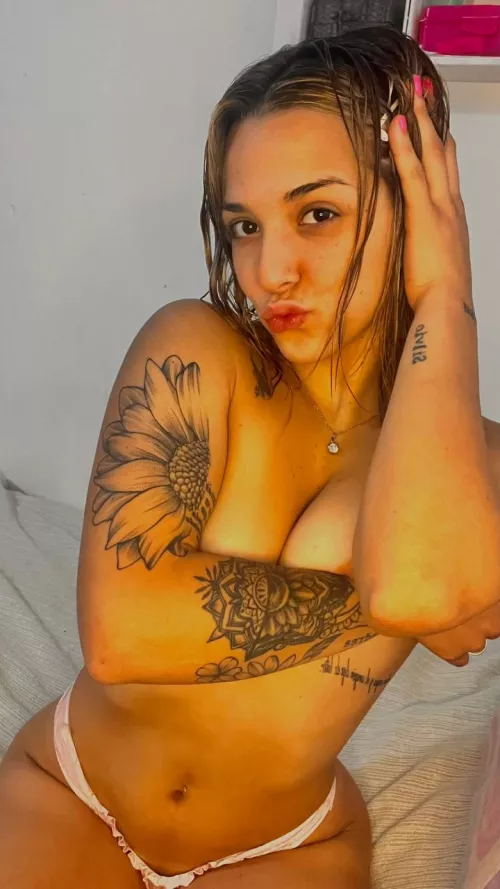 Hope blonde latinas are a turn on 😉 by Membership_Grand671