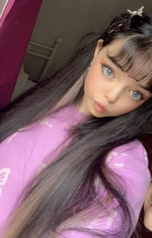 how would you feel if I stare at you like this? by thunderluss