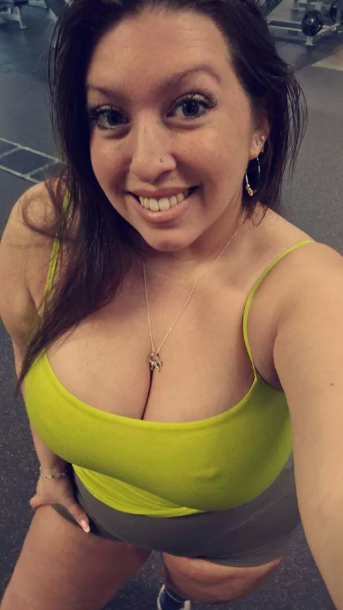 I love a braless bench press by Babylittlelo