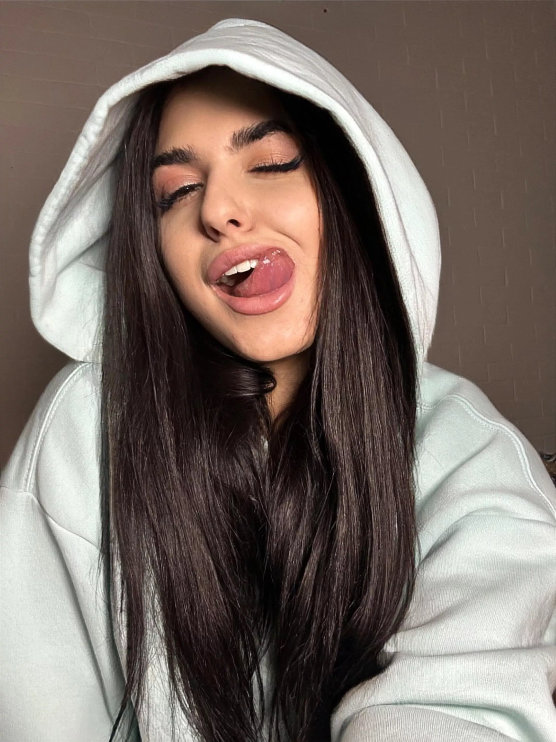 IUTR posted by miniestwardeb