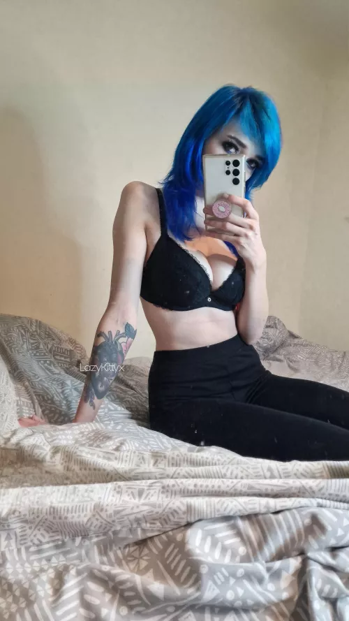 I've been slacking on posting here 😵‍💫  by LazyKittyx