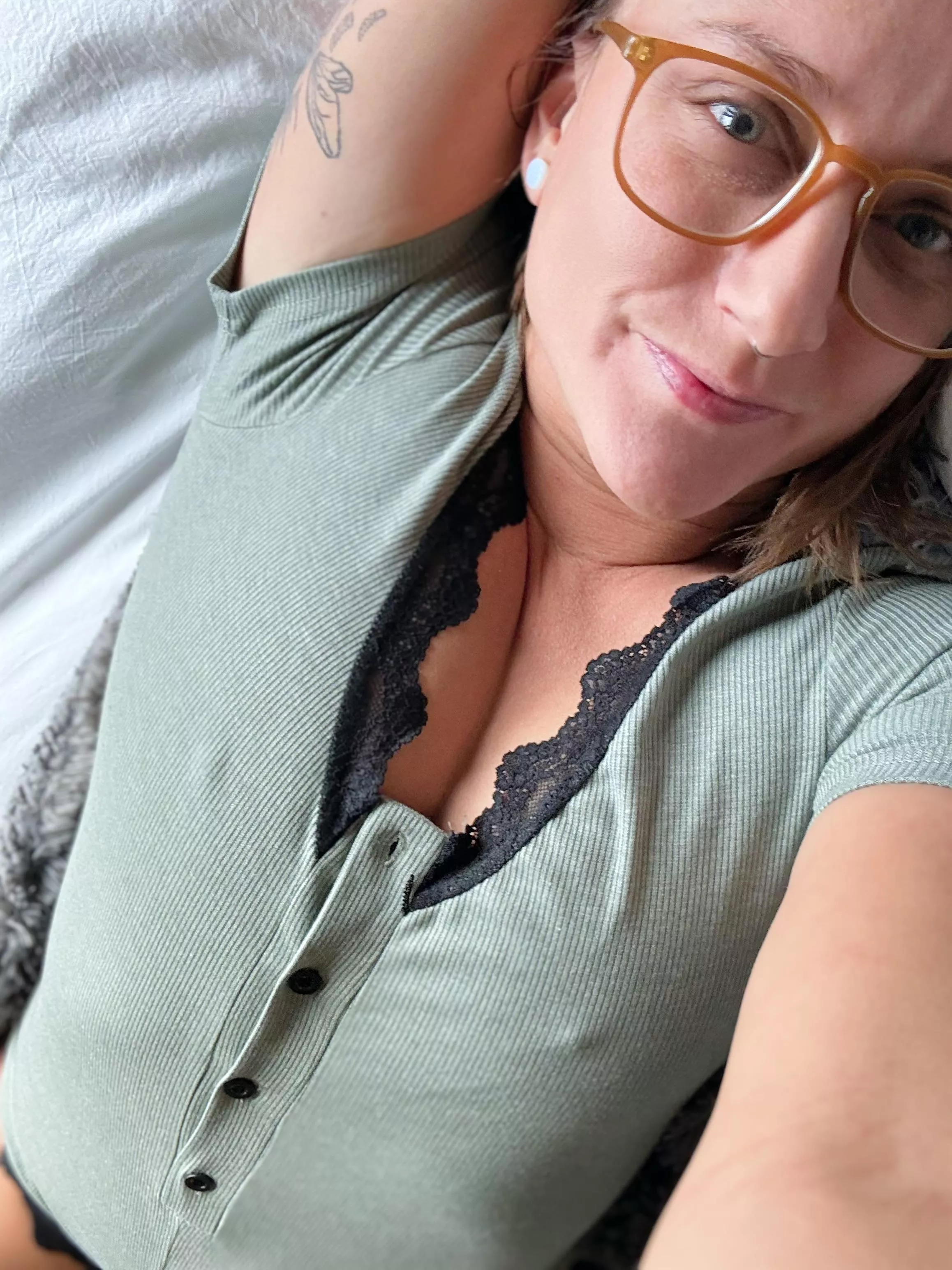 Just laying here minding my own business posted by Jade_riversx