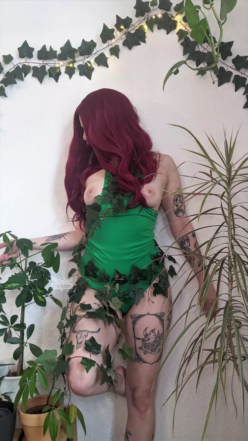 Looks like Poison Ivy is a naughty one [F] by Jenn_Adams