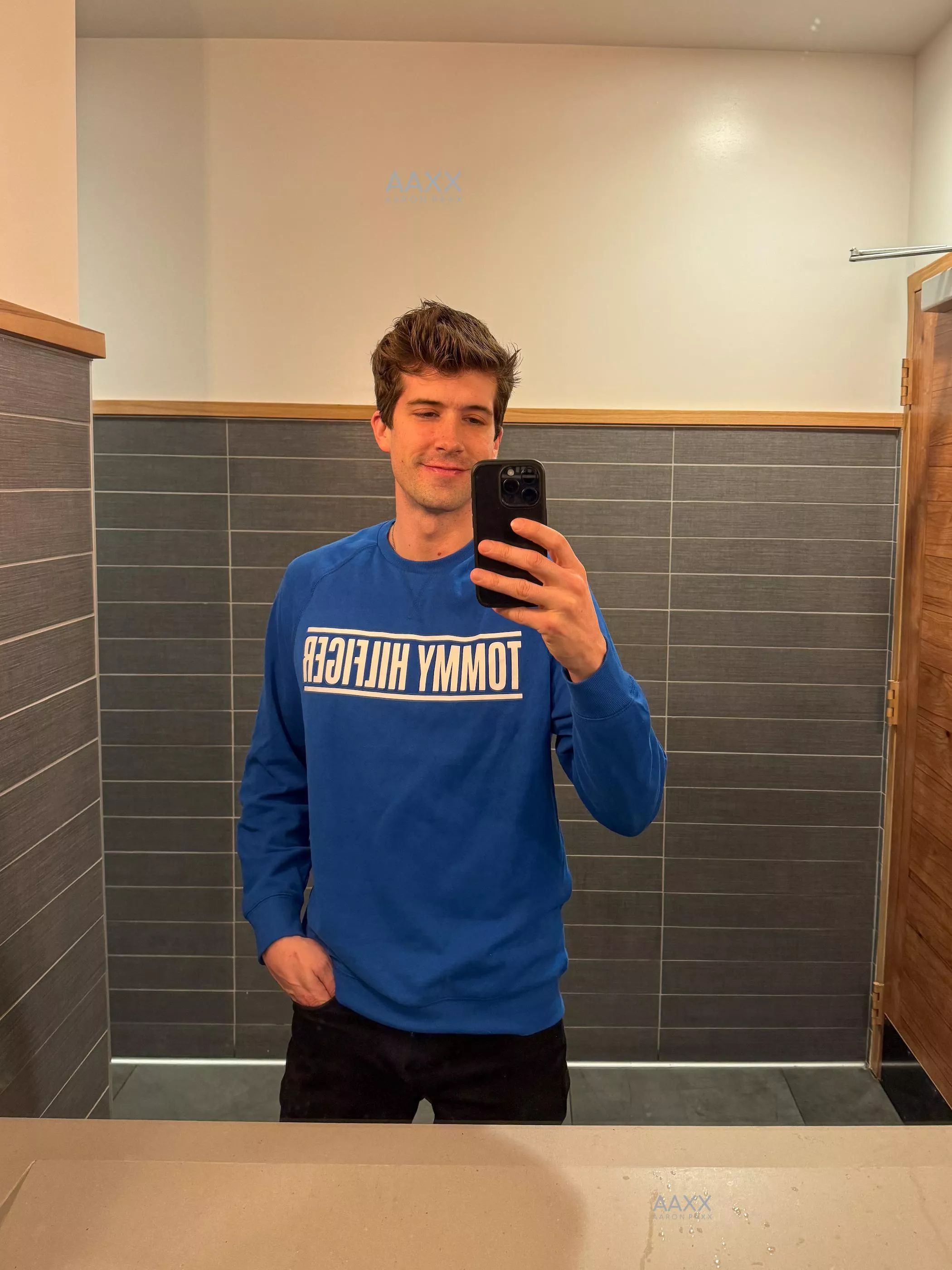 Need to trim this woolly mane! posted by AaronPaxx