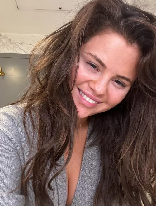 Selena Gomez by Commercial-Key949