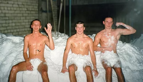 Sitting in the snow together posted by Primal_Mantis