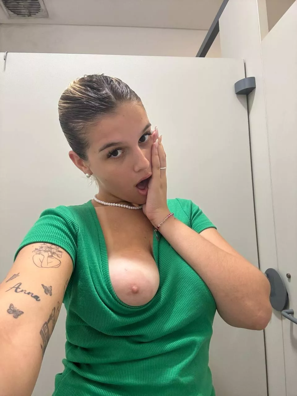 tan lines all over my body ;) posted by Desajihy467