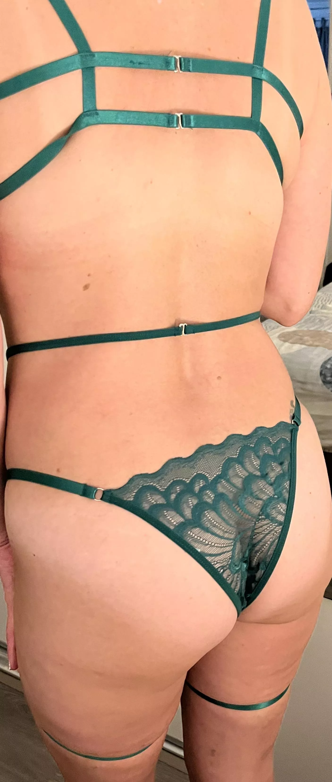 The right amount of coverage for this Milf body posted by The_Luscious_Lady