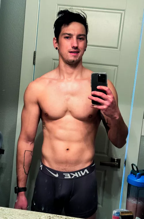 Very mild after workout selfie by fitdude92