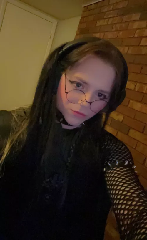 What’s the vibe I would give off as a librarian by Ordinary_Audience281