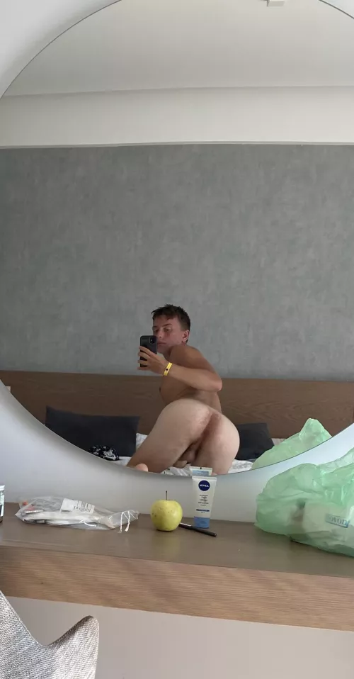 Who would breed this fresh 2006 pussy? 😍🤤 by BobcatAcceptable1567