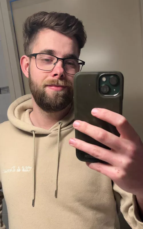 You know what’s sad? Didn’t have a valentine this (or every) year 😒😂😭 by EarthyOtter