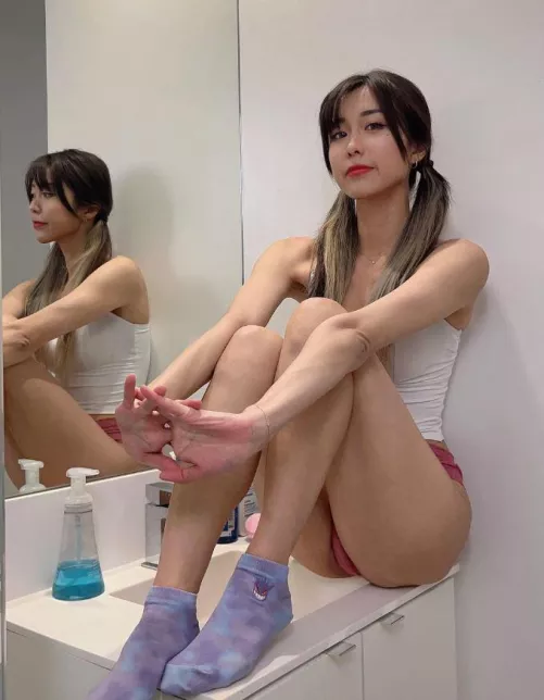 You sat down next to me and I think I forgot to breathe. by ChmCoco