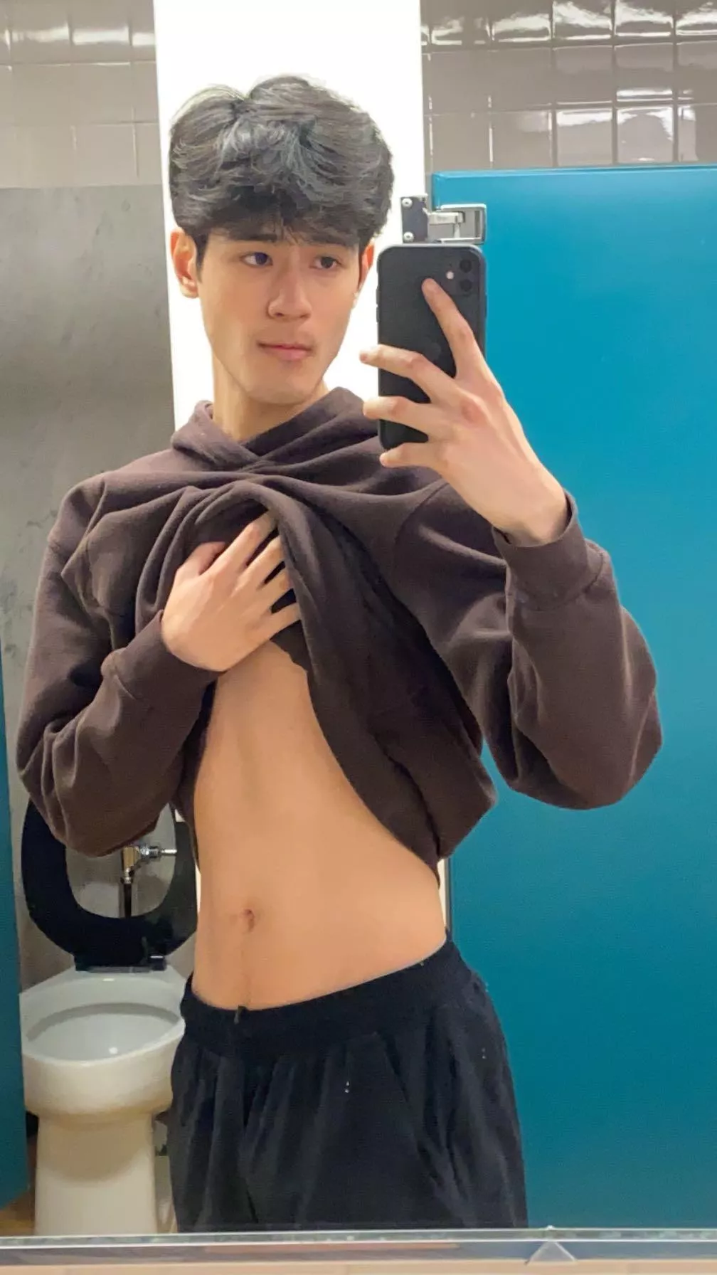 20m college twink, anyone want to talk? posted by tw1nkb0yo