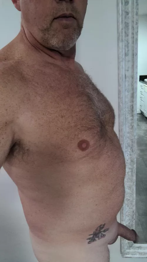 (57) Dr told me to lose a few pounds what are you guys think? Should I drop a few pounds or add a few ... by Direct-Entrepreneur