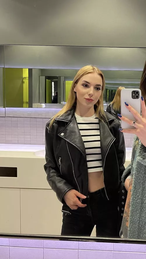 Am I your type? by flamedoggy