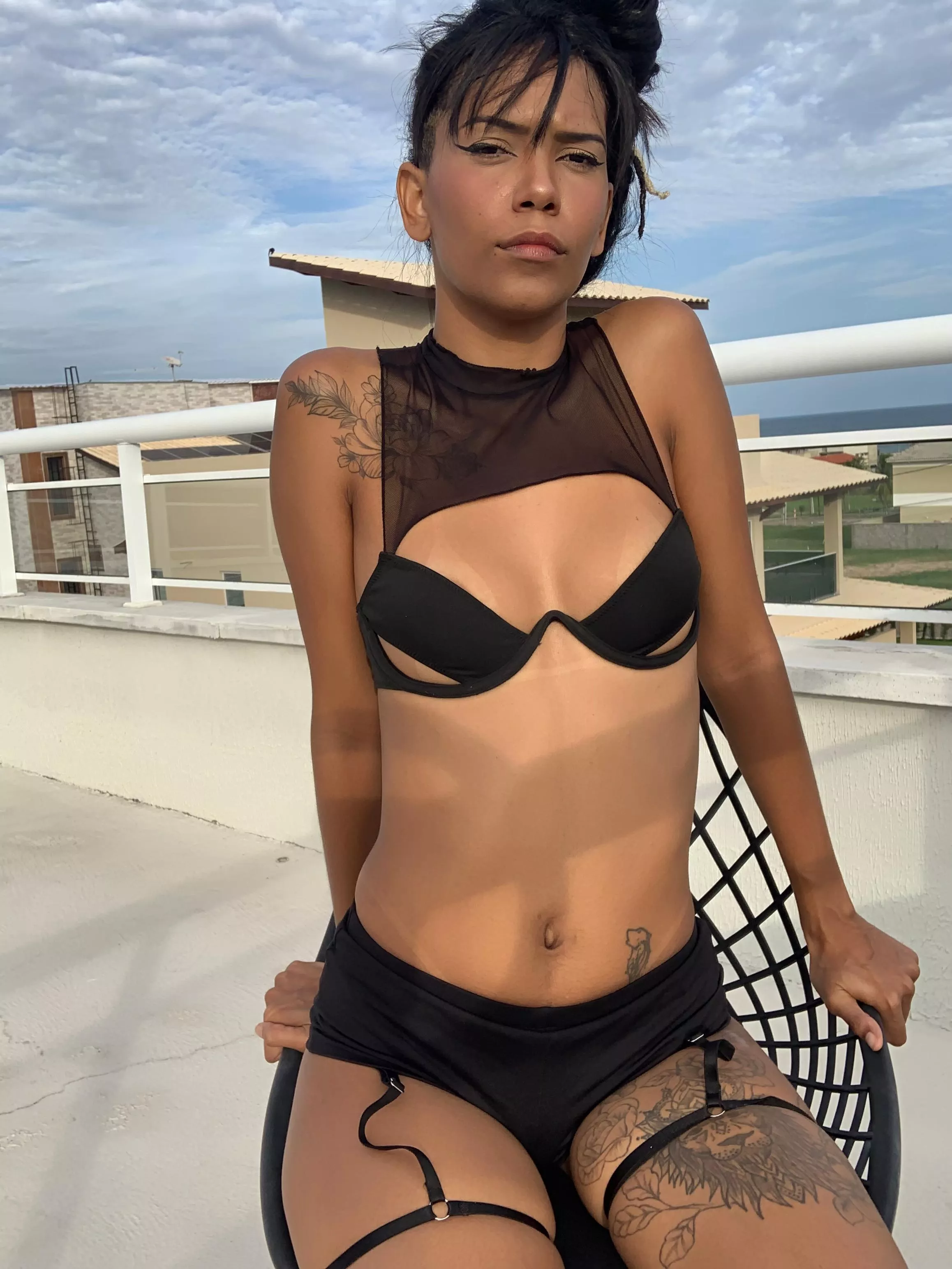 Average type for you i guess posted by Violet_HT