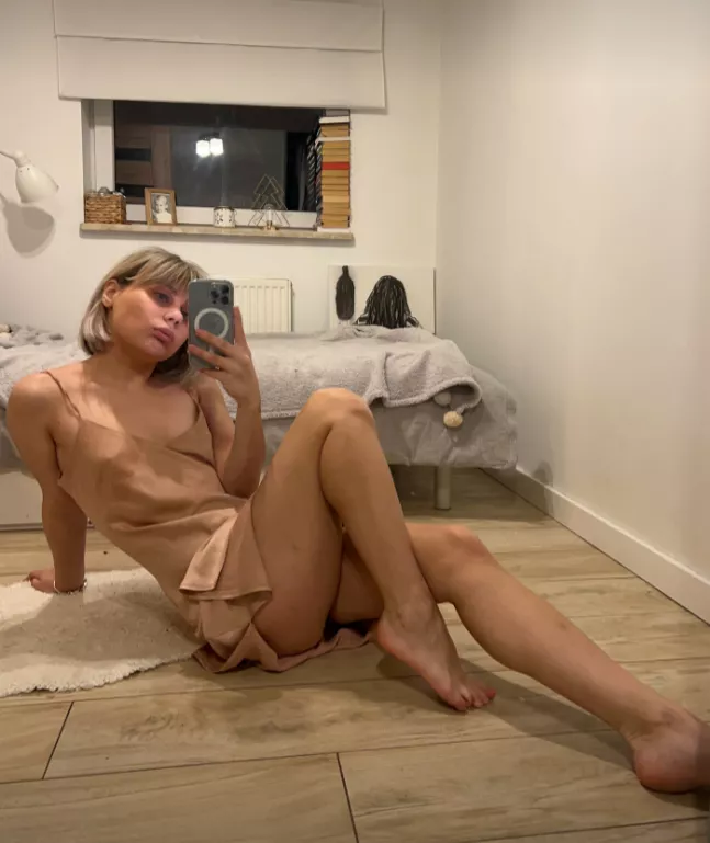 cons of a short skirt...or pros, heh posted by your_beautybabyyyy