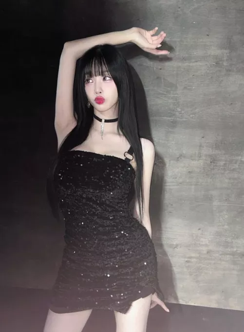 cute and sexy by kntbr0