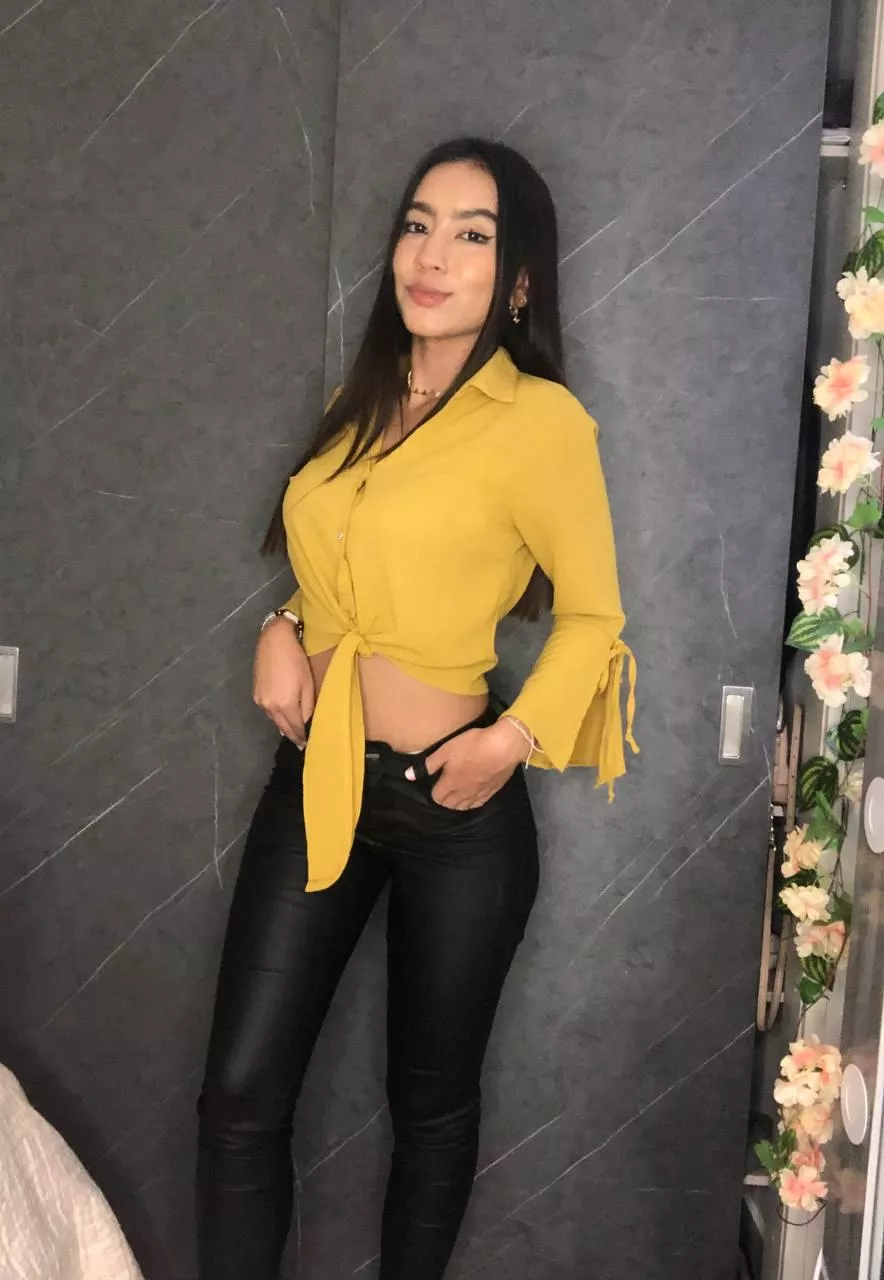 do you think this top is cute? posted by ApprehensiveBell1625