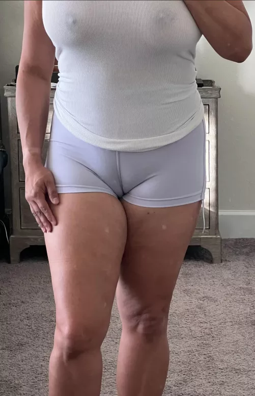 (F) Toetally needed that yoga workout…Happy Saturday! 🧘🏻‍♀️ by FlaRicanHotMomma