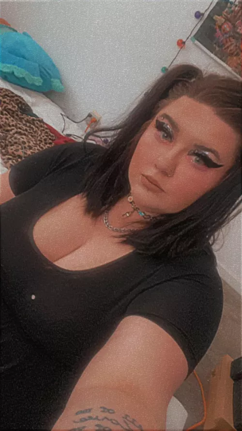 Feeling pretty today 🎀 by thebreezybabe