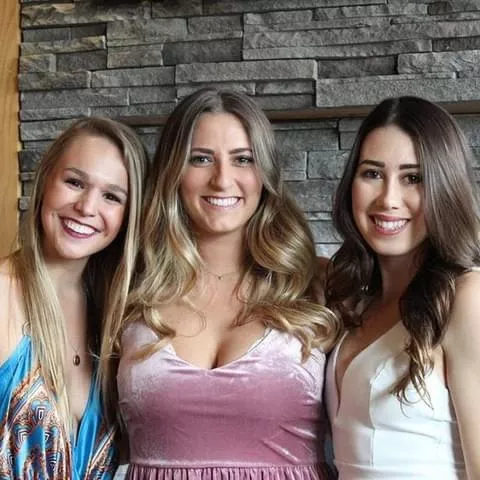 Friends posted by Brady_Sharkk