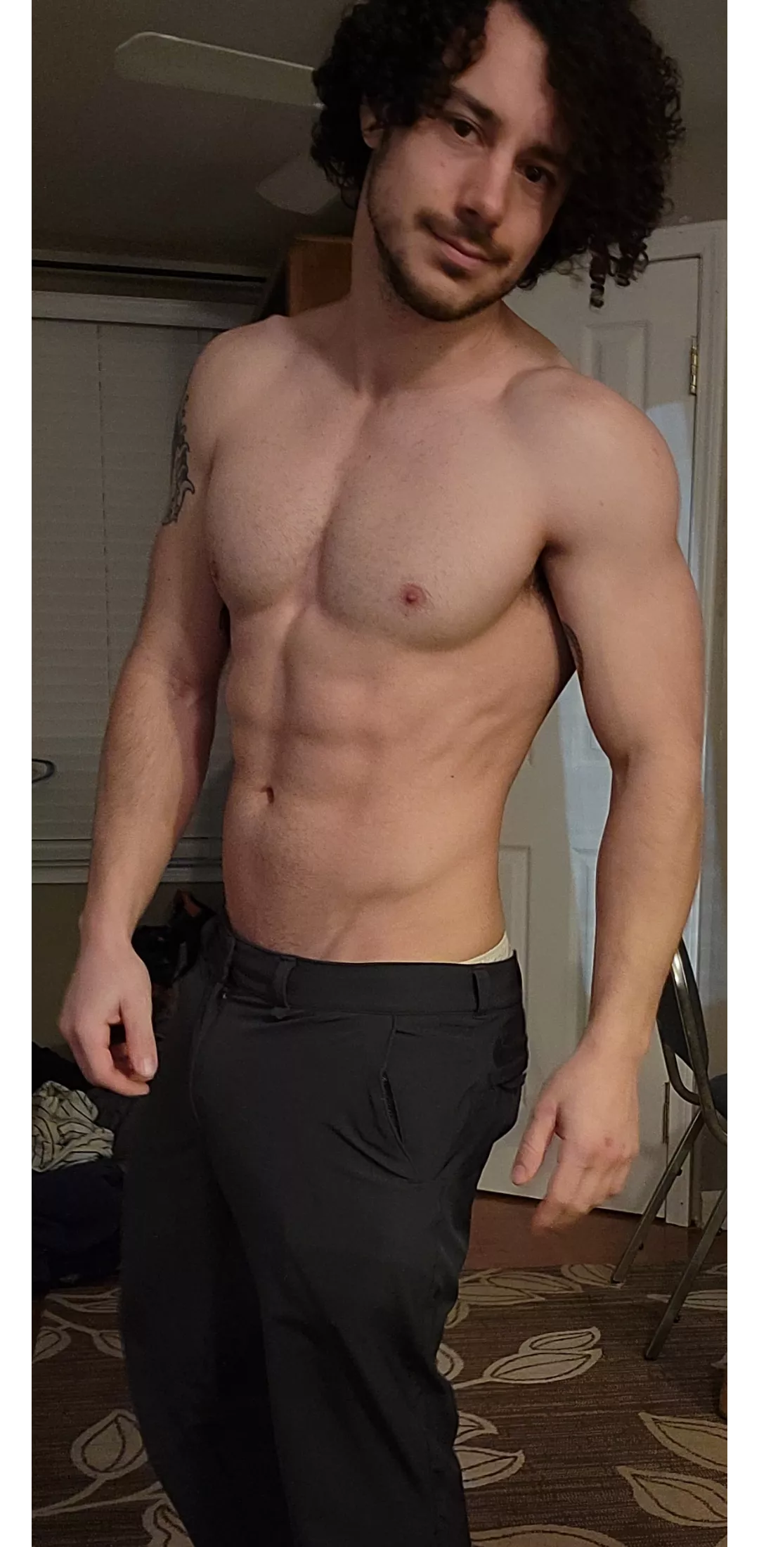 Happy Friday!! posted by peterplayingpingpong