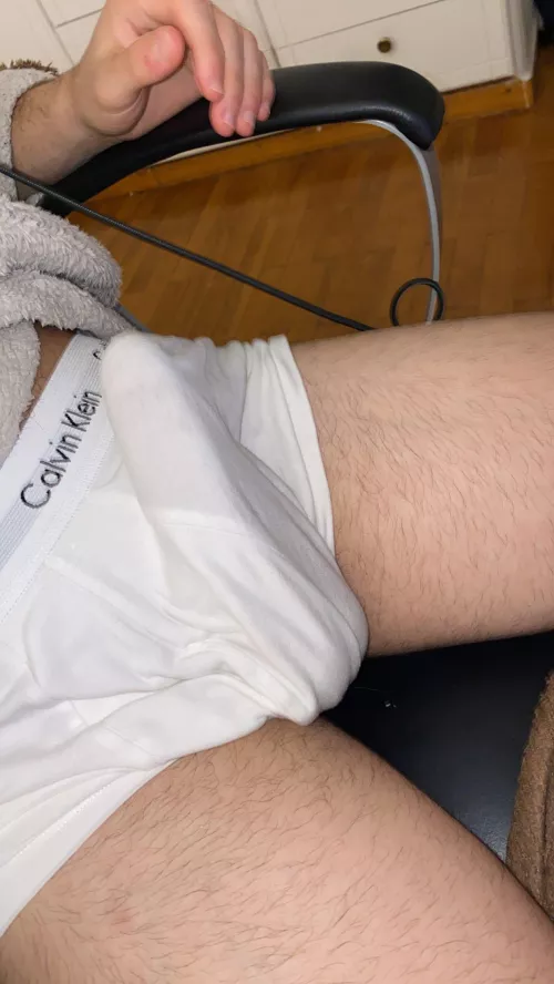 Hello there… by Lovablegr