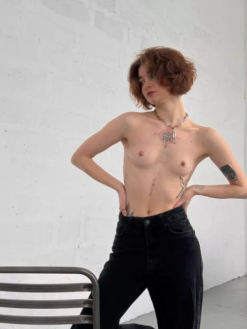 I know you're turned on by girls with short hair by Farevkaoff